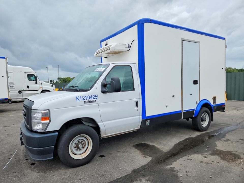 2023 Ford E-350 VIN 1FDWE3FK1PDD09741 COPART salvage auction — MINOR DENT/SCRATCHES, FL - CERTIFICATE OF TITLE, sold $11,500 on 2026-07-29 (photo 1)