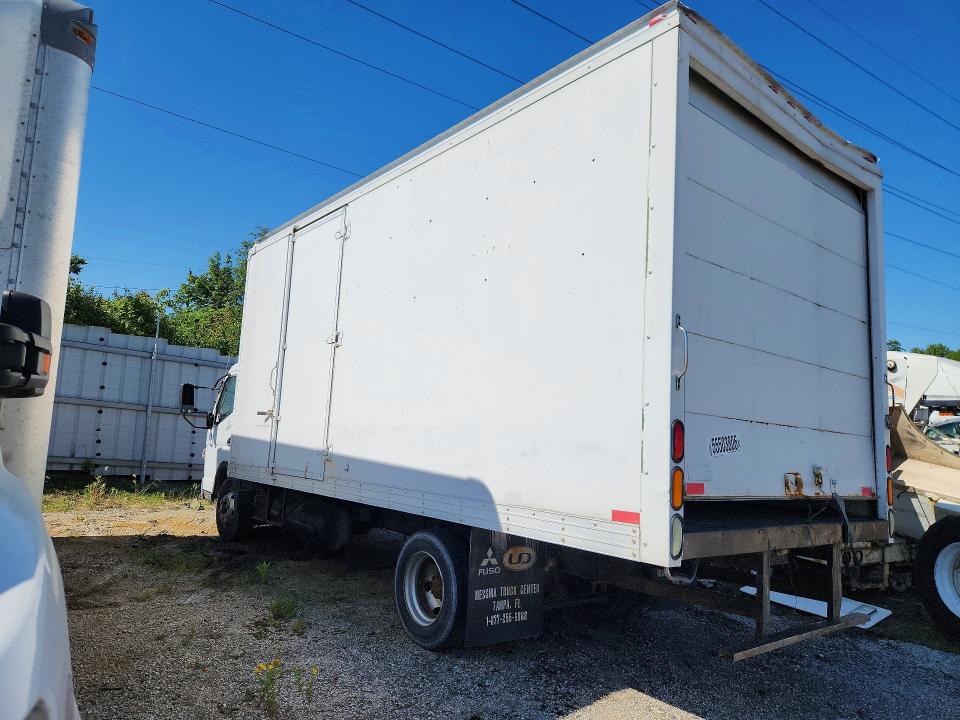 2015 Mitsubishi Fuso VIN JL6BNH1A2FK016821 COPART salvage auction — MINOR DENT/SCRATCHES, In - Certificate Of Title (P), sold $8,800 on 2026-07-27 (photo 2)