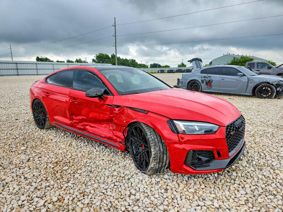 2019 Audi Rs5 VIN WUABWCF52KA901074 COPART salvage auction — SIDE, Tx - Salvage Vehicle Title, sold $22,600 on 2026-07-09 (photo 4)