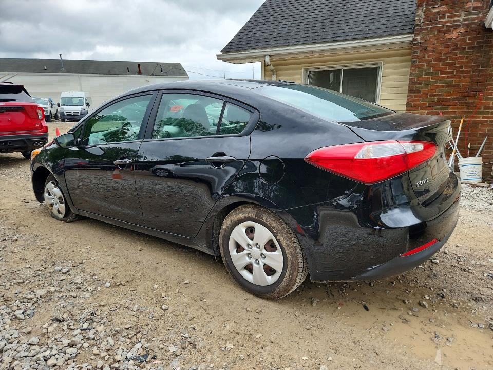 2016 Kia VIN KNAFK4A64G5533848 COPART salvage auction — HAIL, Oh - Cert Of Title-Rebuilt Salvage, sold $750 on 2026-07-22 (photo 2)