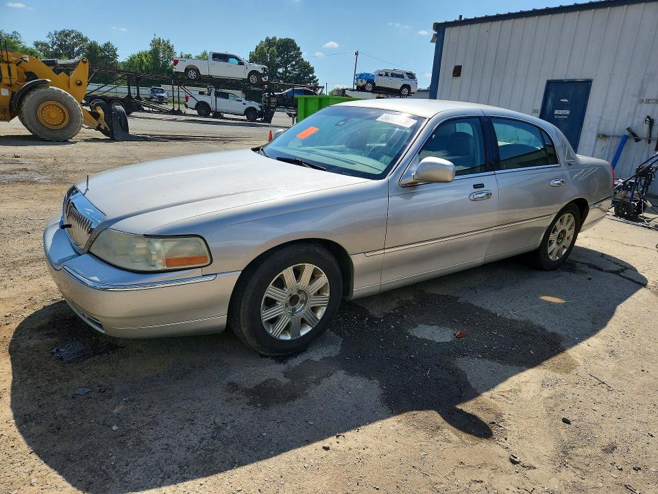 2003 Lincoln TOWN CAR VIN 1LNHM83W23Y632537 COPART salvage auction — FRONT END, La - Cert Of Title-Salvage, sold $375 on 2026-07-09 (photo 1)