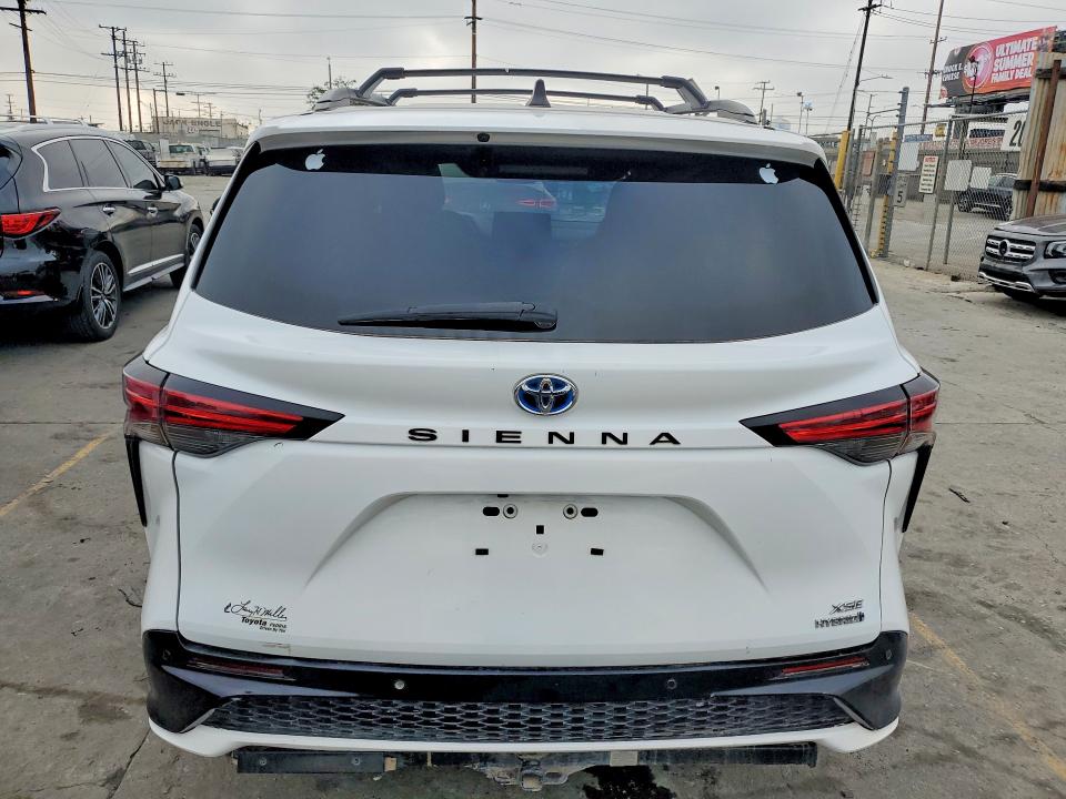 2022 Toyota Sienna VIN 5TDXRKEC9NS086710 COPART salvage auction — FRONT END, Az - Dis/Dlr/Exp Only Salvage Title, sold $14,900 on 2026-07-03 (photo 6)