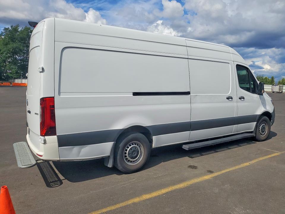 2023 Mercedes-benz Sprinter VIN W1Y40CHY4PT153028 COPART salvage auction — MINOR DENT/SCRATCHES, Wa - Cert Of Ownership-Rebuilt, sold $11,100 on 2026-07-20 (photo 3)