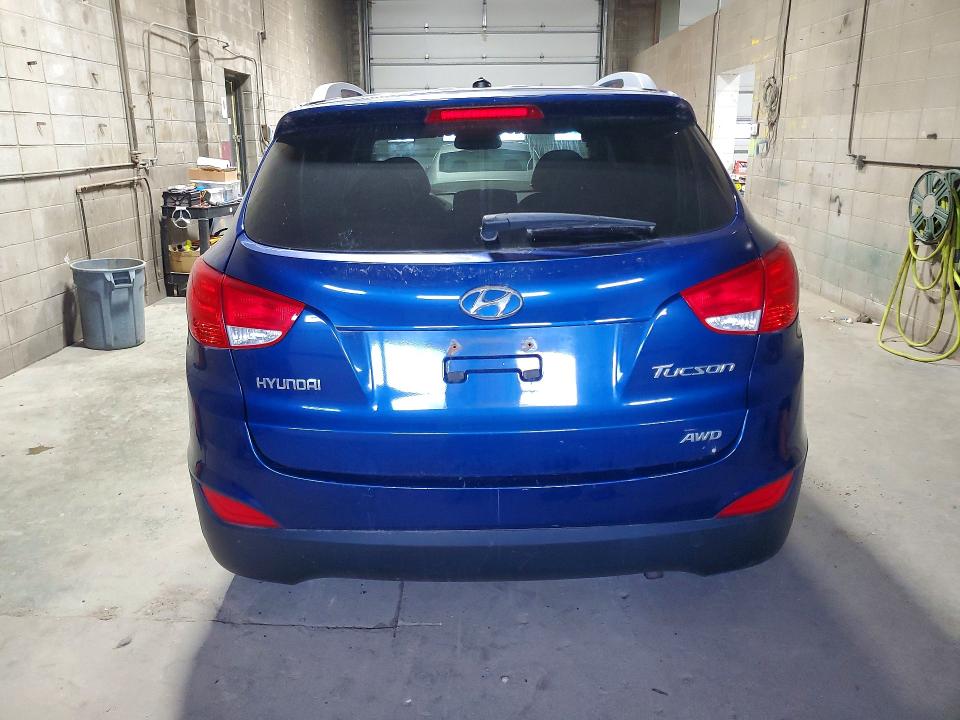 2013 Hyundai Tucson VIN KM8JUCAC4DU766682 COPART salvage auction — VANDALISM, Oh - Certificate Of Title, sold $1,950 on 2026-07-23 (photo 6)