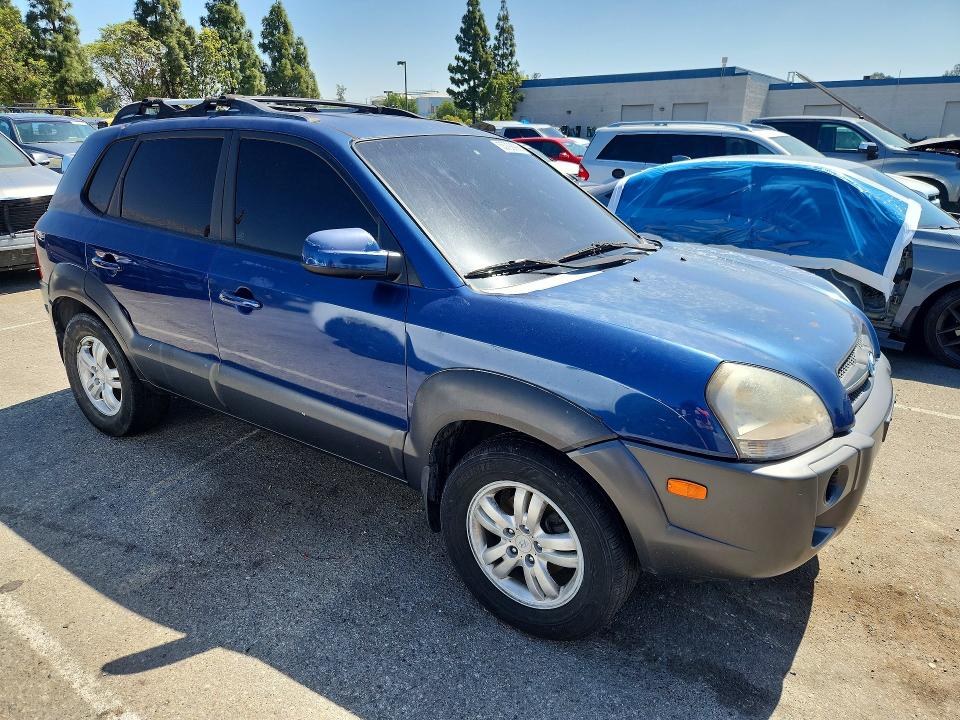 2006 Hyundai Tucson VIN KM8JN12DX6U282169 COPART salvage auction — NORMAL WEAR, Ca - Dis/Dlr/Exp Only Clean Title, sold $250 on 2026-07-28 (photo 4)