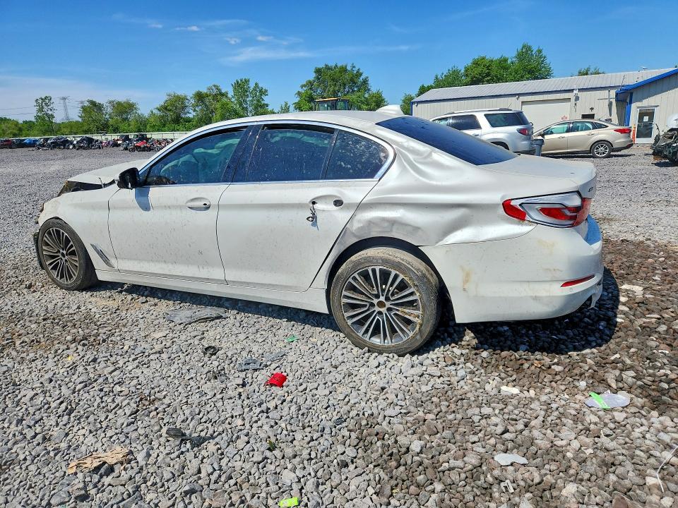 2019 BMW 5er VIN WBAJA7C59KWW09201 COPART salvage auction — FRONT END, Il - Salvage Cert-Flood, sold $975 on 2026-07-06 (photo 2)
