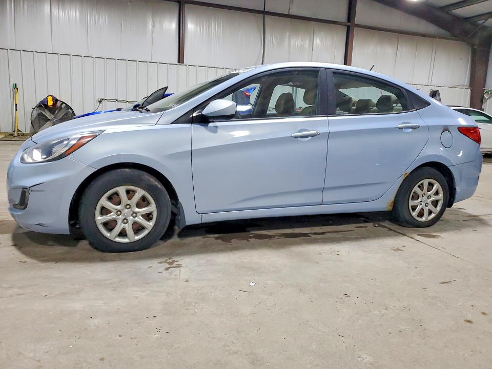 2013 Hyundai VIN KMHCT4AE8DU582414 COPART salvage auction — MINOR DENT/SCRATCHES, MT - CERTIFICATE OF TITLE, sold $425 on 2026-07-22 (photo 1)
