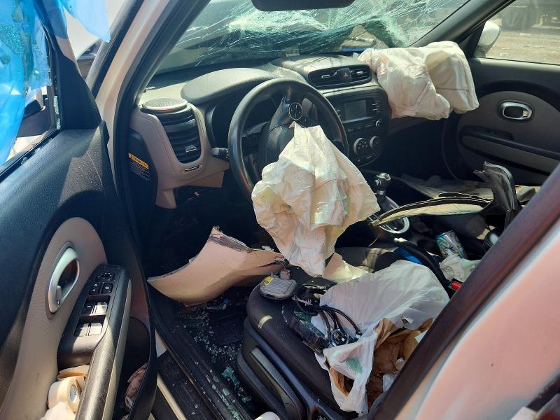 2015 Kia Soul VIN KNDJN2A22F7147373 COPART salvage auction — FRONT END, Md - Cert Of Salvage > 75% Damage, sold $225 on 2026-07-17 (photo 8)