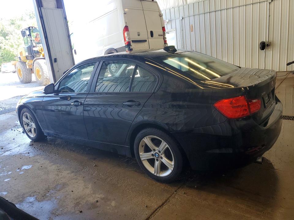 2015 BMW 3er VIN WBA3C3C59FP665022 COPART salvage auction — MINOR DENT/SCRATCHES, Salvage Title, sold $3,050 on 2026-07-15 (photo 2)