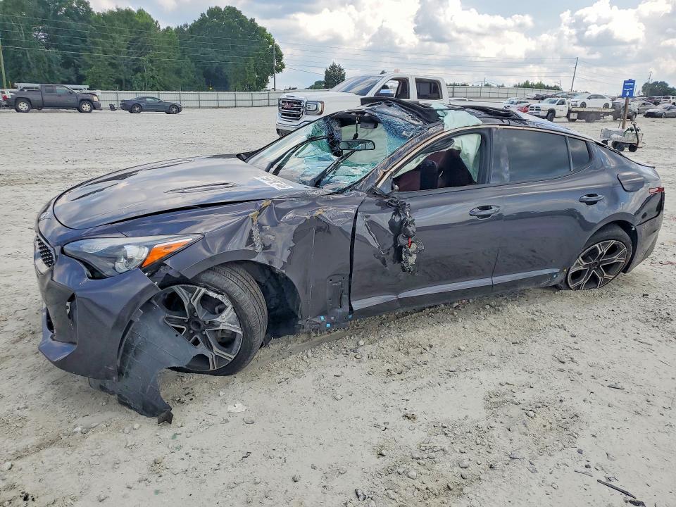 2020 Kia Stinger VIN KNAE15LAXL6080720 COPART salvage auction — ROLLOVER, Ga - Cert Of Title-Salvage, sold $850 on 2026-07-27 (photo 1)