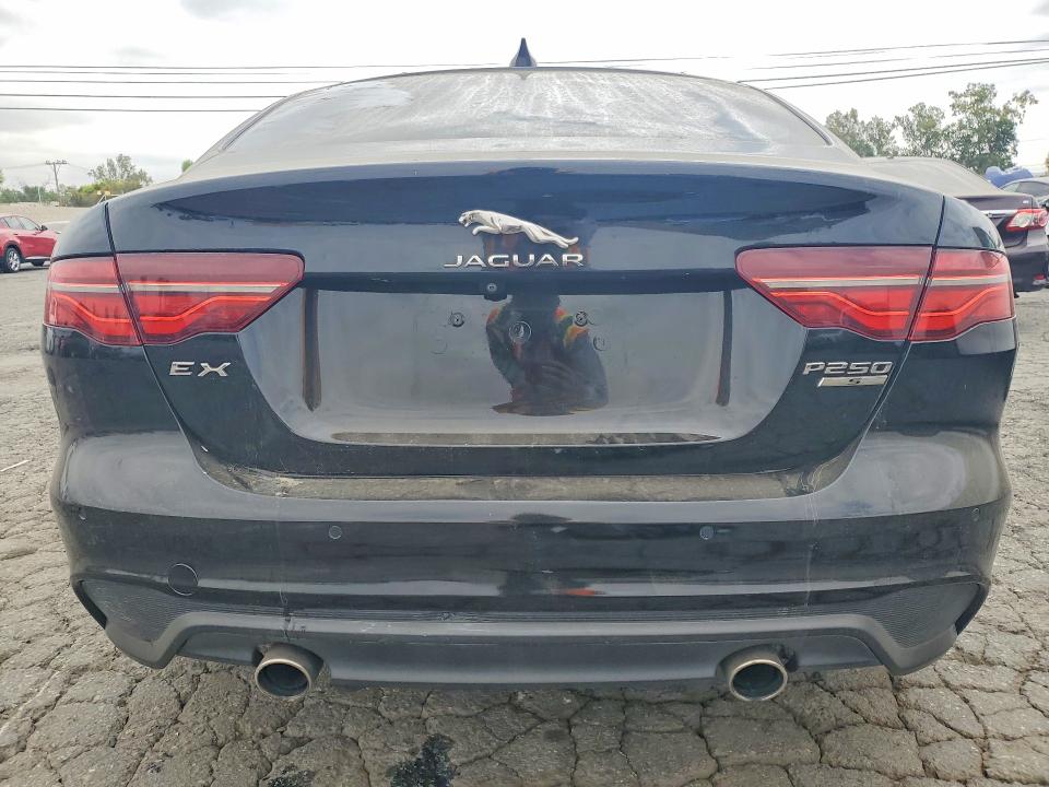 2020 Jaguar Xe VIN SAJAE4FX2LCP60551 COPART salvage auction — MECHANICAL, Ca - Dis/Dlr/Exp Only Clean Title (P), sold $3,700 on 2026-07-09 (photo 6)