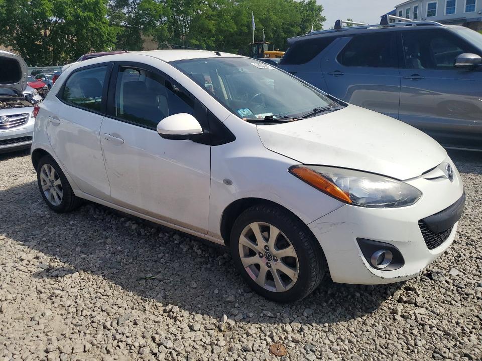 2013 Mazda 2 VIN JM1DE1LY2D0162342 COPART salvage auction — FRONT END, Ma - Certificate Of Title, sold $775 on 2026-07-06 (photo 4)