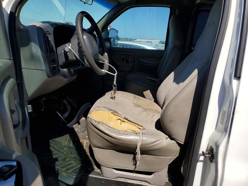 2000 Chevrolet Express 3500 VIN 1GCHG35R0Y1158674 COPART salvage auction — MINOR DENT/SCRATCHES, Ca - Dis/Dlr/Exp Only Clean Title, sold $20 on 2026-07-06 (photo 7)