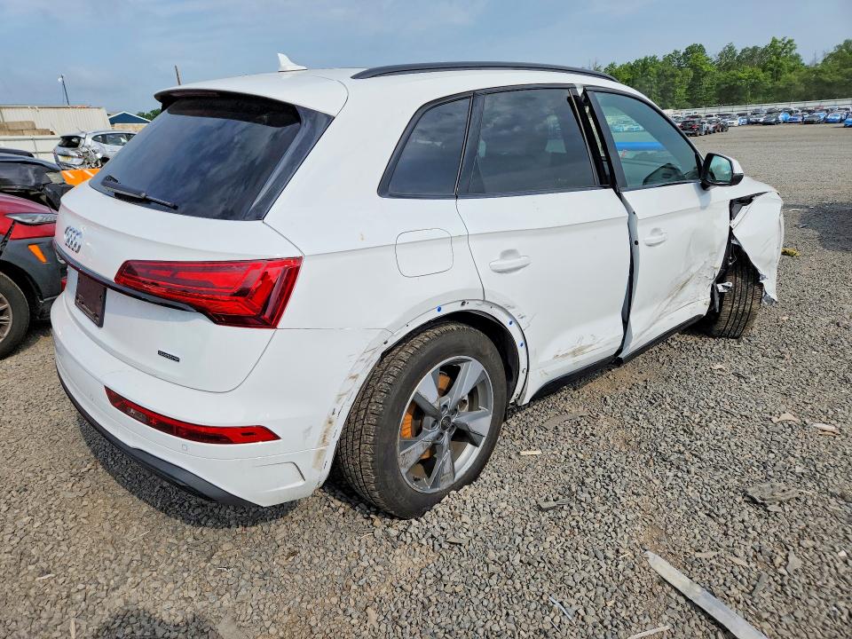 2025 Audi Q5 VIN WA1ABAFY3S2038020 COPART salvage auction — SIDE, Nj - Cert Of Title-Salvage, sold $4,100 on 2026-07-21 (photo 3)