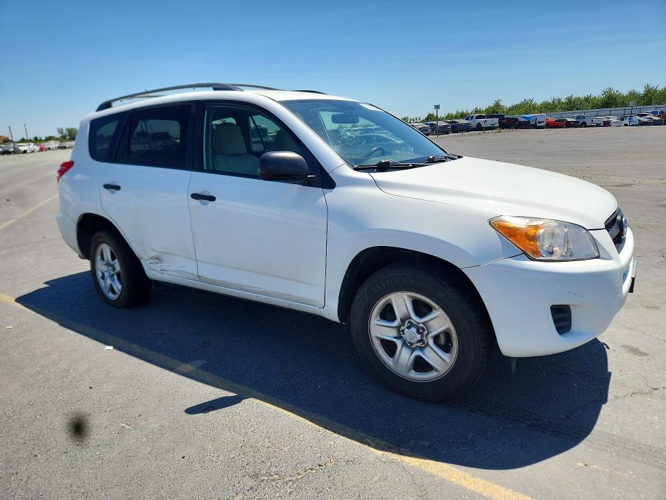 2009 Toyota Rav4 VIN JTMZF33V59D014237 COPART salvage auction — SIDE, CA - SALVAGE CERTIFICATE, sold $575 on 2026-07-27 (photo 4)