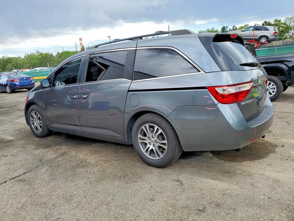 2011 Honda Odyssey VIN 5FNRL5H64BB022818 COPART salvage auction — FRONT END, CO - PUBLIC - SALVAGE TITLE, sold $3,050 on 2026-07-02 (photo 2)