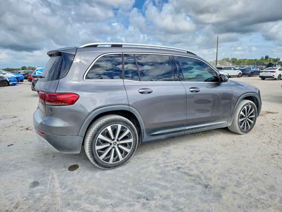 2022 Mercedes-benz Glb VIN W1N4M4GB2NW196606 COPART salvage auction — MINOR DENT/SCRATCHES, Fl - Certificate Of Title, sold $15,600 on 2026-07-28 (photo 3)