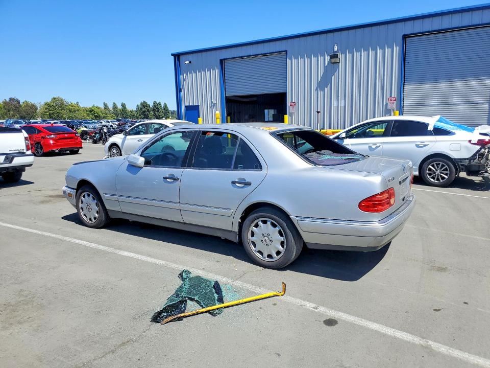 1997 Mercedes-benz E-class VIN WDBJF55FXVJ035108 COPART salvage auction — ROOF, CA - SALVAGE CERTIFICATE, sold $125 on 2026-07-02 (photo 2)
