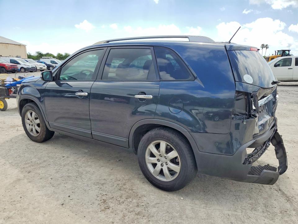 2013 Kia VIN 5XYKT4A60DG327721 COPART salvage auction — REAR END, Tx - Salvage Vehicle Title, sold $50 on 2026-07-21 (photo 2)