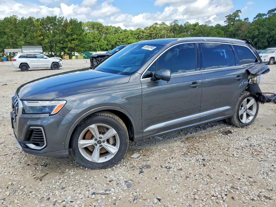 2025 Audi Q7 VIN WA1AVBF74SD006928 — COPART salvage auction photo