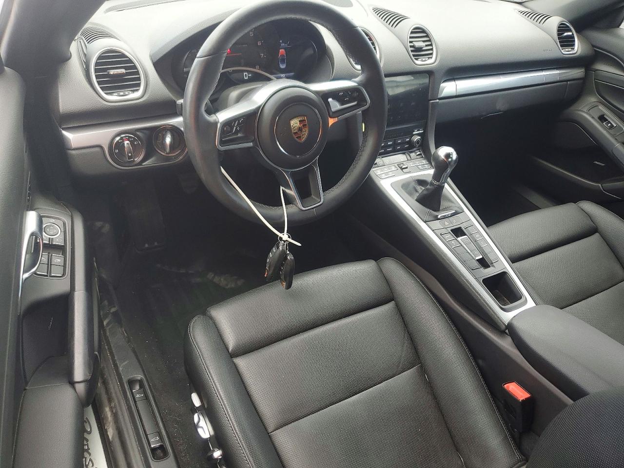 2024 Porsche Boxster VIN WP0CA2A87RK205830 COPART salvage auction — Burn, NJ - CERT OF TITLE-SALVAGE, sold $35,000 on 2026-07-06 (photo 8)