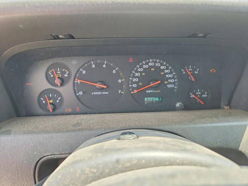 2000 Jeep Cherokee VIN 1J4GW48S9YC235270 COPART salvage auction — HAIL, MO - SALVAGE CERTIFICATE OF TITLE, sold $200 on 2026-07-08 (photo 9)
