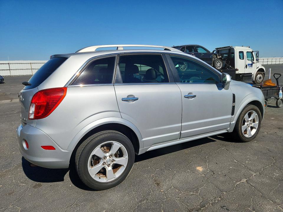 2014 Chevrolet Captiva VIN 3GNAL4EK8ES623175 COPART salvage auction — MINOR DENT/SCRATCHES, Ca - Dis/Dlr/Exp Only Clean Title, sold $300 on 2026-07-09 (photo 3)