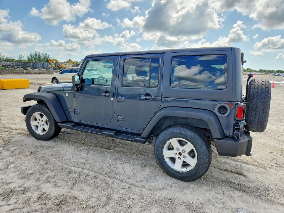 2016 Jeep Wrangler / VIN 1C4BJWDGXGL207228 COPART salvage auction — MINOR DENT/SCRATCHES, Vi - Clean Title (P), sold $5,600 on 2026-07-23 (photo 2)