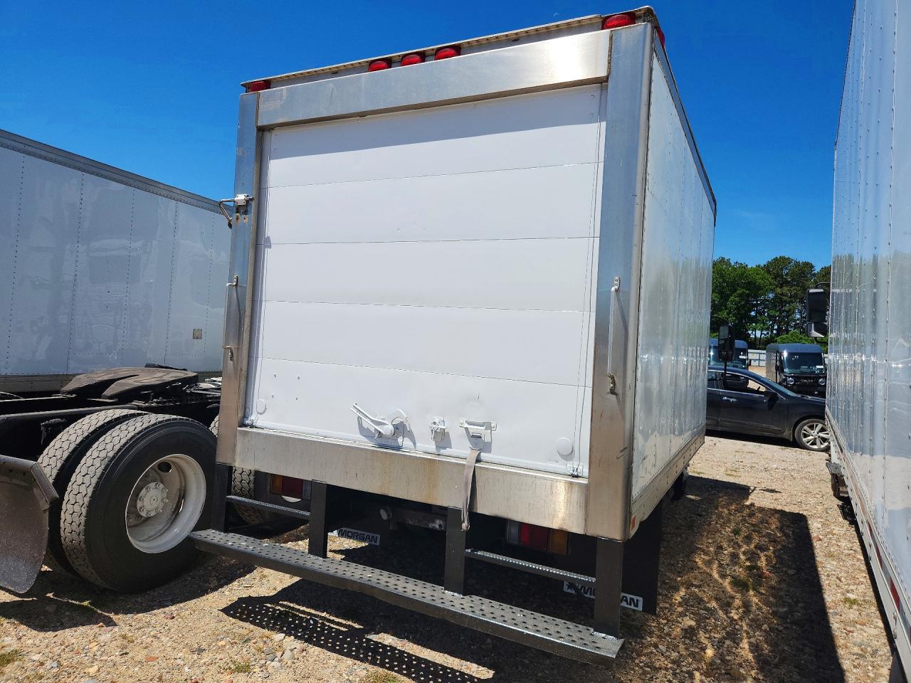 2016 Isuzu NPR VIN JALC4W168G7002442 COPART salvage auction — Minor Dent/Scratches, NJ - CERTIFICATE OF TITLE, sold $5,700 on 2026-09-25 (photo 3)