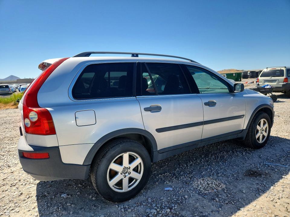 2006 Volvo Xc90 VIN YV4CZ592561268756 COPART salvage auction — MINOR DENT/SCRATCHES, Ut - Certificate Of Title, sold $300 on 2026-07-07 (photo 3)