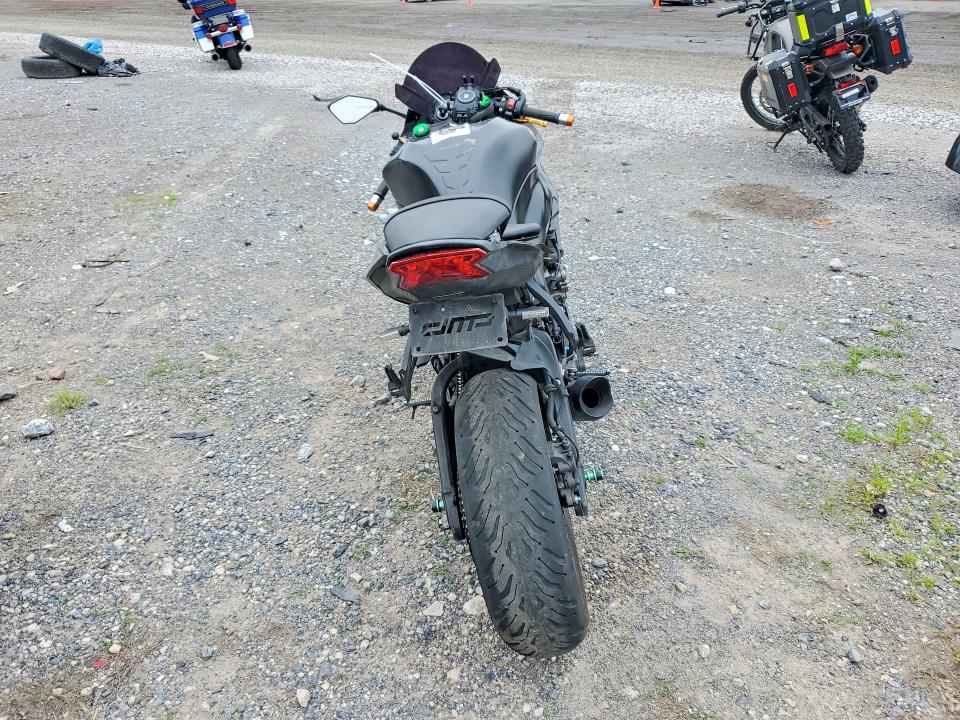 2016 Kawasaki VIN JKBZXJE18GA019416 COPART salvage auction — ROLLOVER, Pa - Certificate Of Salvage, sold $3,050 on 2026-07-06 (photo 4)
