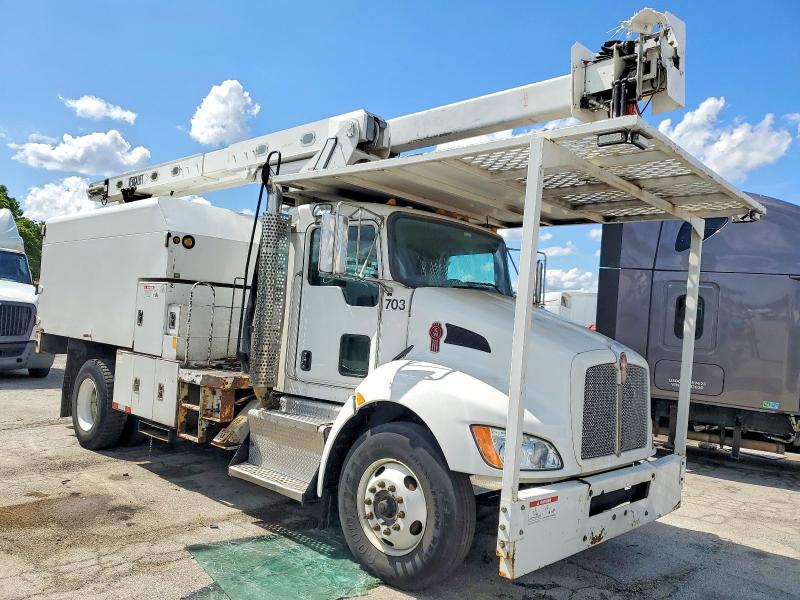 2015 Kenworth T370 VIN 2NKHHJ8X0FM446405 — COPART salvage auction photo
