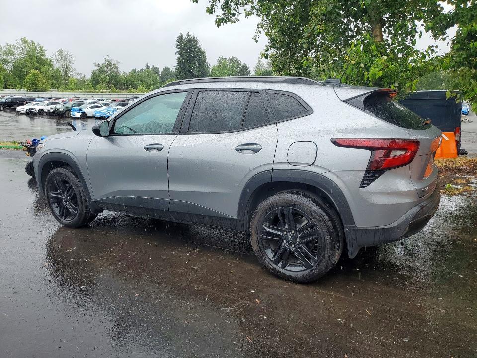 2025 Chevrolet Trax VIN KL77LKEP7SC079561 COPART salvage auction — SIDE, Or - Salvage Title Certificate, sold $7,000 on 2026-07-29 (photo 2)