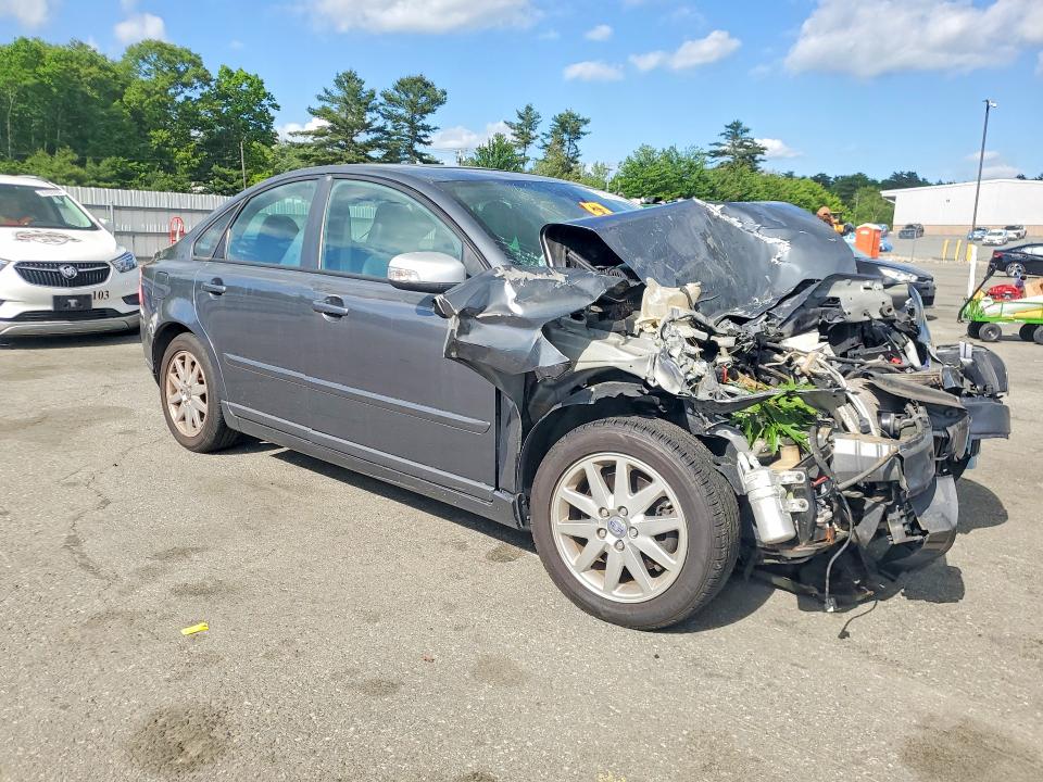 2009 Volvo S40 VIN YV1MS390892451656 COPART salvage auction — FRONT END, Ri - Salvage Certificate Of Title, sold $425 on 2026-07-09 (photo 4)