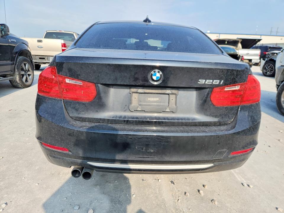 2013 BMW VIN WBA3A5C53DF358546 COPART salvage auction — FRONT END, TX - SALVAGE VEHICLE TITLE, sold $925 on 2026-07-24 (photo 6)