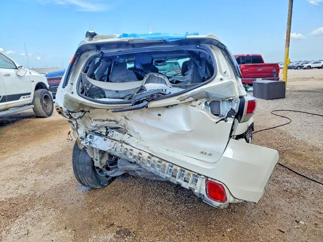 2015 Toyota Highlander VIN 5TDKKRFH3FS059635 COPART salvage auction — REAR END, Tx - Certificate Of Title, sold $1,950 on 2026-07-09 (photo 6)