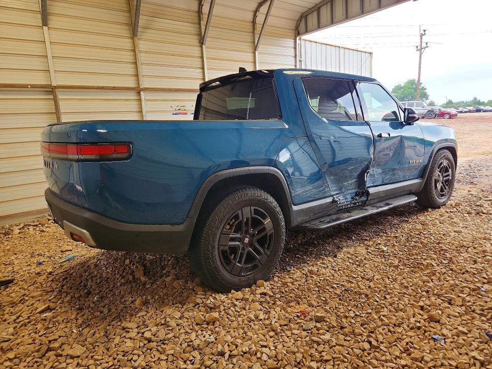 2023 Rivian VIN 7FCTGAAAXPN026117 COPART salvage auction — SIDE, Nc - Salvage Certificate Of Title, sold $8,000 on 2026-07-27 (photo 3)