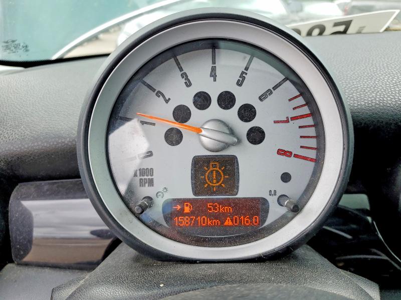 2008 Mini Cooper VIN WMWMF33578TU65844 COPART salvage auction — SIDE, ON - PERMIT SALVAGE, sold $600 on 2026-08-13 (photo 9)