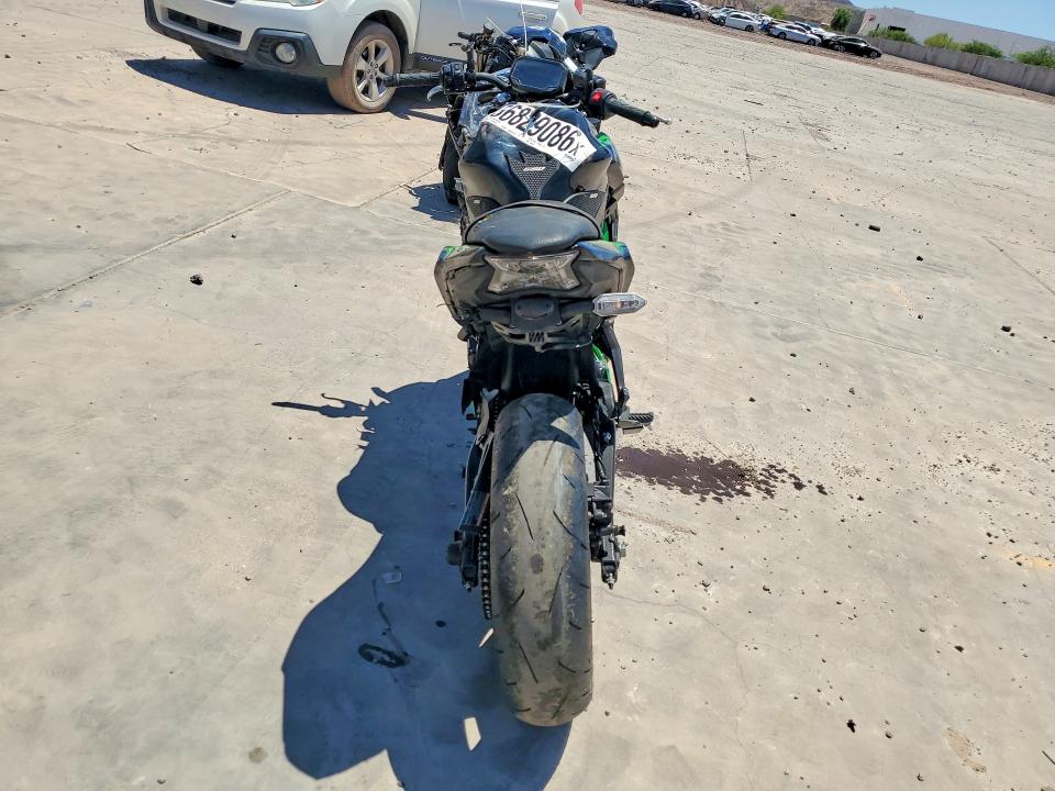 2025 Kawasaki Er VIN ML5EREN12SDAF6813 COPART salvage auction — FRONT END, AZ - CERT OF TITLE - SALVAGE, sold $225 on 2026-07-23 (photo 4)