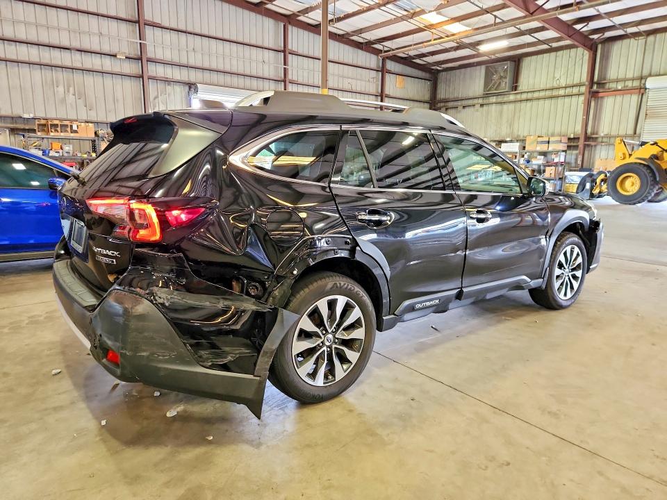2023 Subaru Outback VIN 4S4BTAPC7P3213179 COPART salvage auction — FRONT END, Fl - Cert Of Title Slvg Rebuildable, sold $8,500 on 2026-07-27 (photo 3)