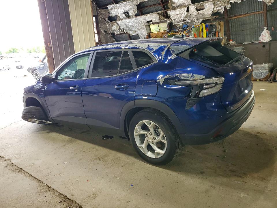 2024 Chevrolet Trax VIN KL77LFE22RC153894 COPART salvage auction — ROLLOVER, Ny - Mv-907A Salvage Certificate, sold $500 on 2026-07-13 (photo 2)