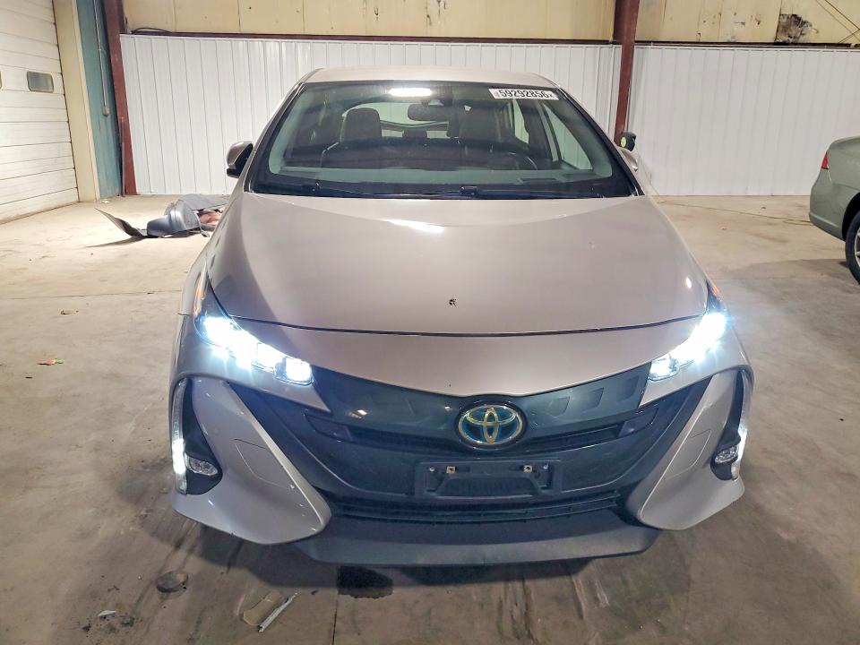2020 Toyota Prius VIN JTDKARFPXL3122494 COPART salvage auction — SIDE, Ia - Cert Of Title-Salvage Title, sold $2,100 on 2026-07-29 (photo 5)