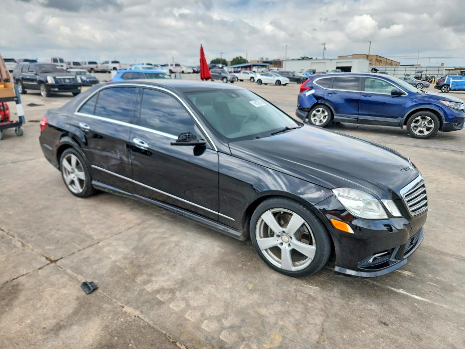 2011 Mercedes-benz E-klasse VIN WDDHF5GB6BA307732 COPART salvage auction — SIDE, Tx - Bonded Title - Salvage, sold $1,200 on 2026-08-03 (photo 4)