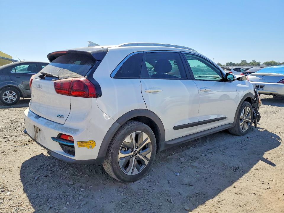 2022 Kia VIN KNDCC3LG8N5159826 COPART salvage auction — FRONT END, CA - SALVAGE CERTIFICATE, sold $3,550 on 2026-07-28 (photo 3)