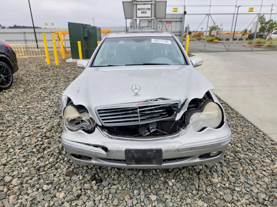 2004 Mercedes-benz C-klasse VIN WDBRF61J44A576463 COPART salvage auction — FRONT END, Ca - Salvage Certificate, sold $100 on 2026-07-09 (photo 5)