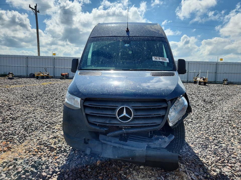 2019 Mercedes-benz Sprinter VIN WD4PF1CDXKP130465 COPART salvage auction — FRONT END, Mo - Salvage Certificate Of Title, sold $1,100 on 2026-07-27 (photo 5)