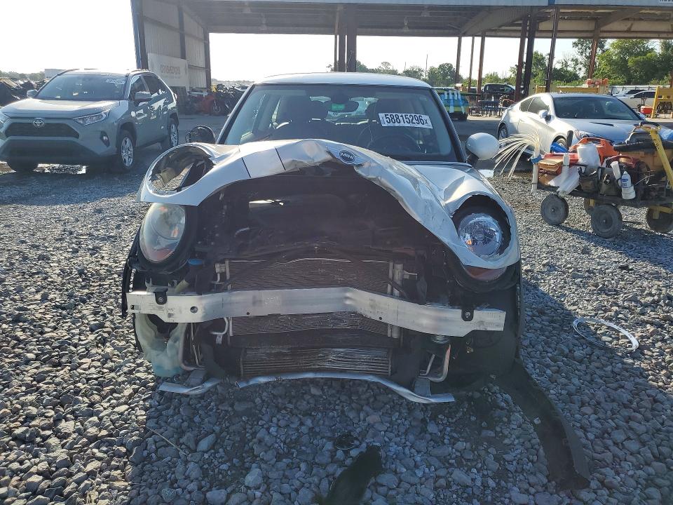 2016 Mini Cooper VIN WMWXP5C55G2D13476 COPART salvage auction — FRONT END, Fl - Cert Of Title Slvg Rebuildable, sold $625 on 2026-07-17 (photo 5)