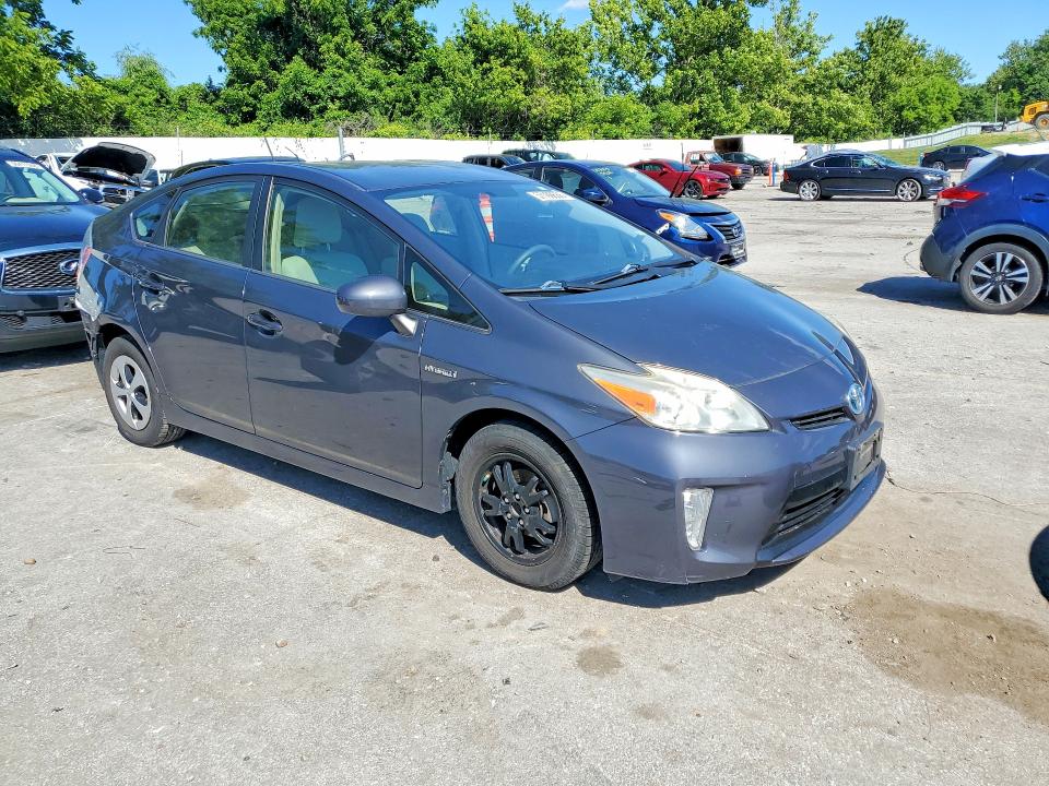 2013 Toyota Prius VIN JTDKN3DUXD5568421 COPART salvage auction — REAR END, MO - SALVAGE CERTIFICATE OF TITLE, sold $2,300 on 2026-07-28 (photo 4)