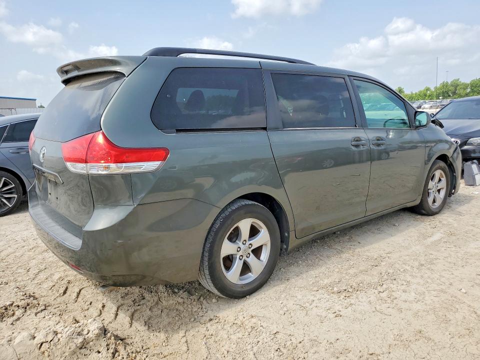 2013 Toyota Sienna VIN 5TDKK3DCXDS386504 COPART salvage auction — FRONT END, TX - SALVAGE VEHICLE TITLE (P), sold $1,650 on 2026-07-17 (photo 3)
