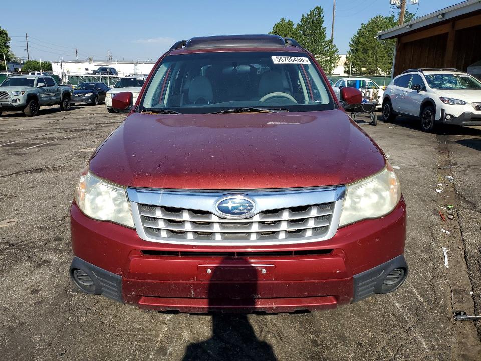 2011 Subaru Forester VIN JF2SHADC4BH706731 COPART salvage auction — MINOR DENT/SCRATCHES, Co - Dis/Dlr/Exp Only Clean Title, sold $450 on 2026-07-21 (photo 5)
